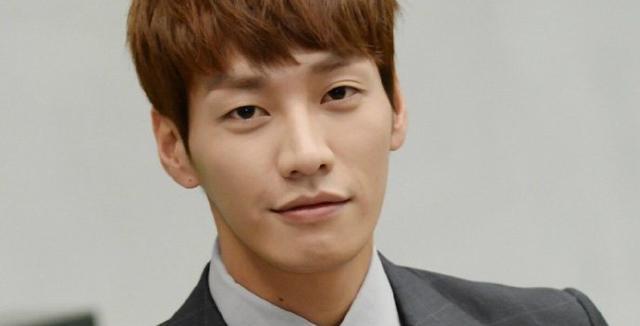 二人的恋情背后传闻更令人吃惊,真真假假一起去看看吧!