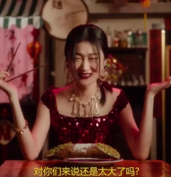 D&G辱华视频的女主角被扒，没想到她是中国人！