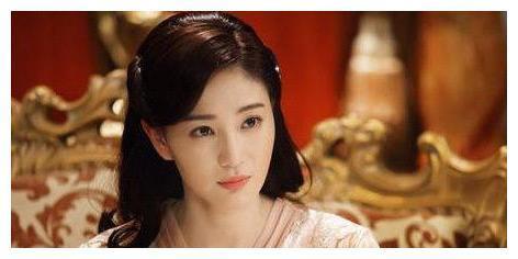 颜值高学历也高,出道前还是警花,网友:不红天理难容!