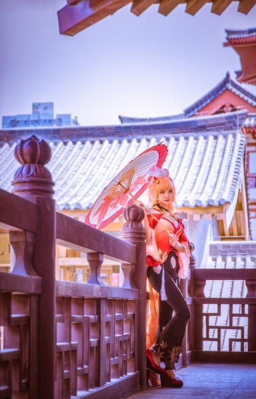 高中生COS公孙离,看到脚上的“攻速鞋”,网友:比手办都精致