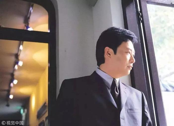 隐退224天，费玉清又红了：我有很多房产，却得不到一个女人……