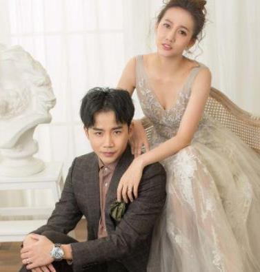 赵丽颖最爱的丸子头!同样减龄的花瓣头,半丸头,双丸头也齐齐上