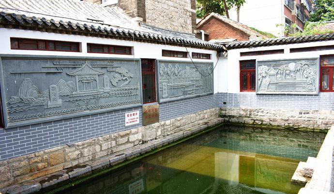 济南芙蓉街：最负盛名的齐鲁小吃第一街