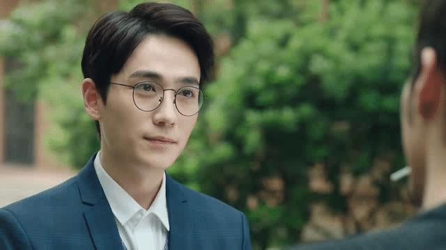 小八||真是没想到男神的理想型女友是这样的......