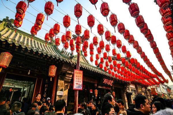 在这里，你可以随时随地喝到清冽的泉水——济南旅行攻略