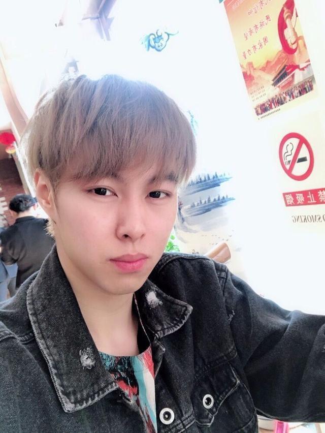 主播包子被斗鱼封了，人咋</p><p style=