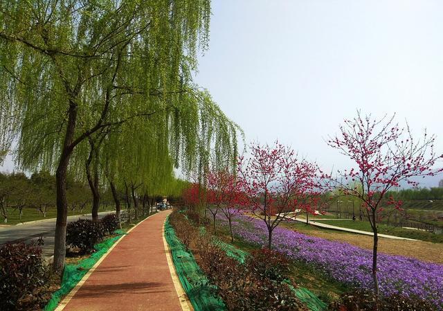 西安市长安区的这条河，洨河与交河也是混用的，有一条河流直达沣河，西安的洨河，到底怎么读