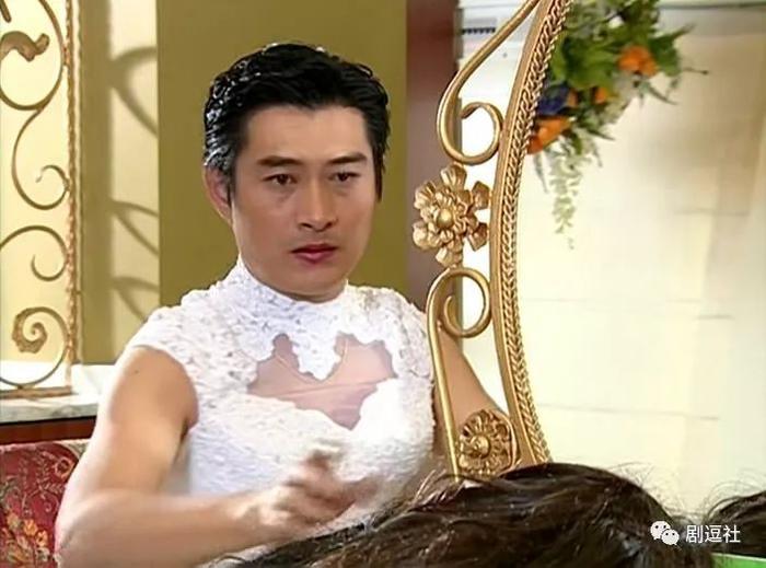 十多年前的《粉红女郎》，</p><p style=