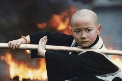 ​“小戏骨”曹骏：8岁出道即巅峰，为学业，35岁沦为他人背景板！