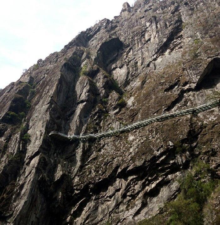 昆明周边的8个玻璃栈道，去过的都吓哭了！