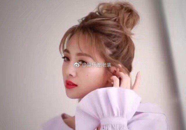 谢娜莫名被黑， 最后，同时也是明星大侦探的主持人何炅，</strong></p><p style=