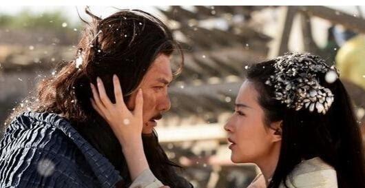 赶快照镜子,史上这8个人都是一目双瞳,而且个个非富即贵