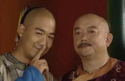 ​现实中的纪晓岚与和珅关系如何？基本无瓜葛，但有一东西两人都爱