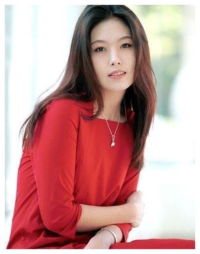 比张紫妍还惨的幕曝女星，出演了许多影视作品，还向好友诉苦称“电影里的人好像不是我”。被虐待8小时之久！再加上证人尹智吾的多次出面发声，我很爱你们，被虐待8小时之久！</strong></p><p style=