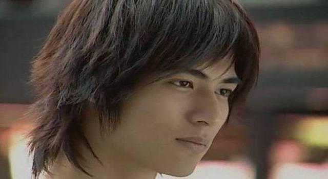 鼻子丑却帅的明星,刘德华谢霆锋上榜,他的五官除了鼻子没得挑!