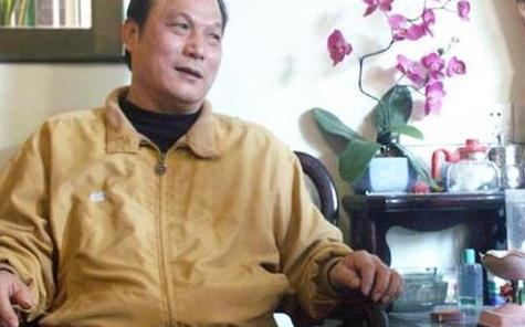 翁帆的父亲翁云光，这其中，原来根本就不是一个普通人