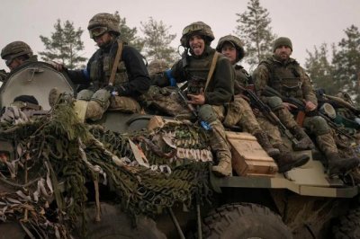 ​三支突击队被俄无人机发现，俄迅速展开行动，乌损失200士兵