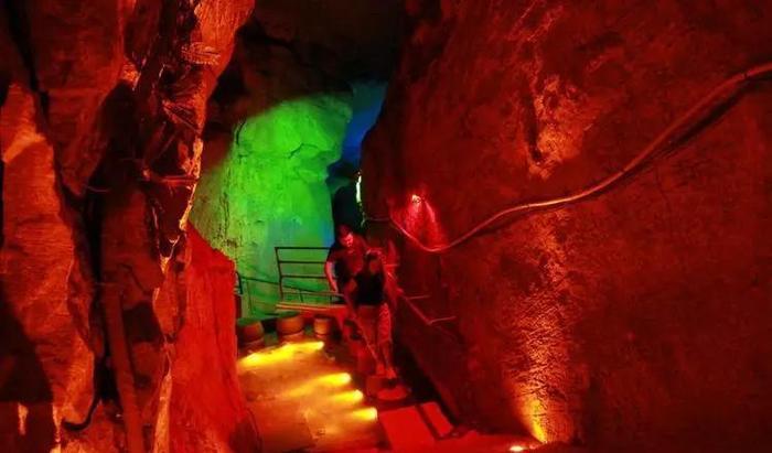 华北第一险洞:山西离石白马仙洞