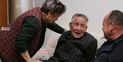 ​是爷爷大还是伯父大（是爷爷大还是大伯大）