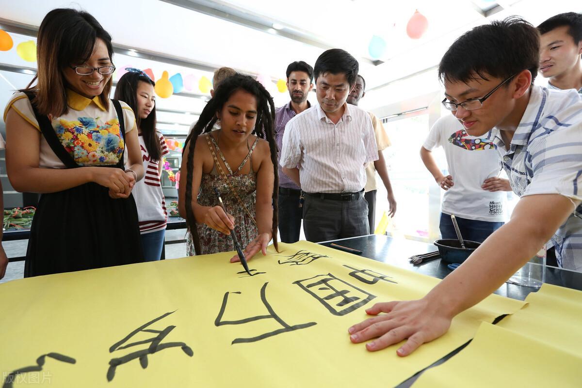 ​中国人在巴基斯坦是怎么生活的了解一下？