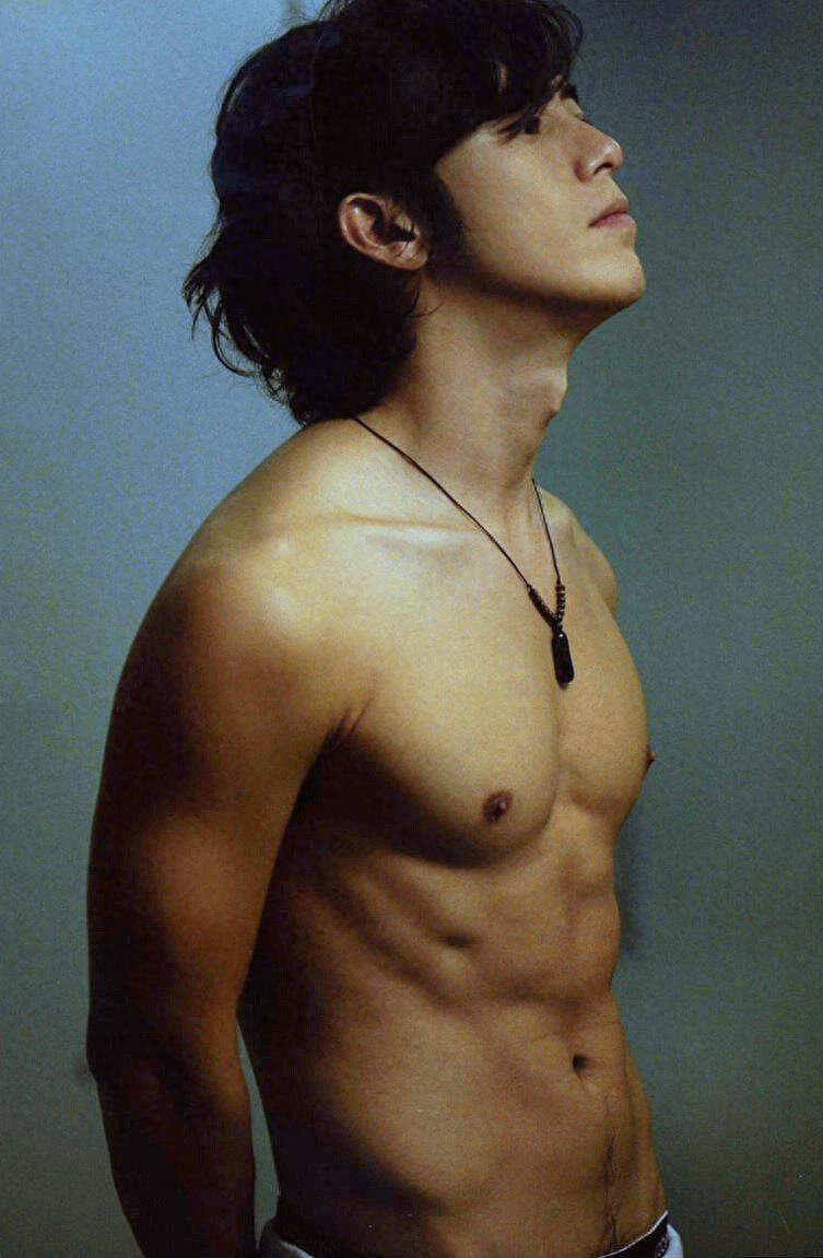 韩国偶像男星高修