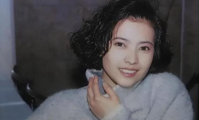 ​蓝洁瑛：当年红遍港圈,为何沦落到流浪街头,最终疯癫去世