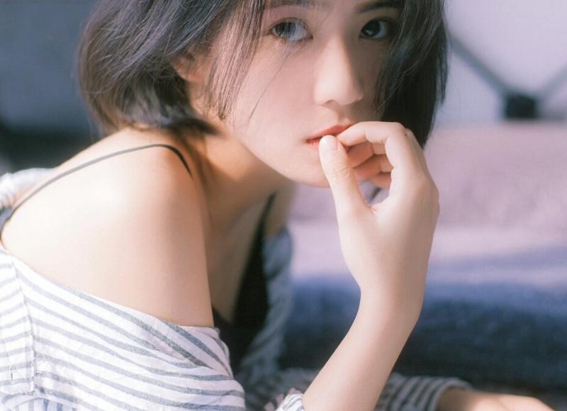赞美女教师的短句汇集100条 赞美女教师的短句汇集100条