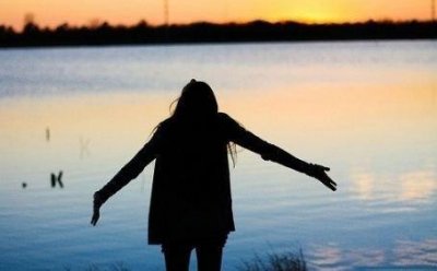 ​恭喜老同学儿子结婚的句子 老同学儿子结婚简短祝福语