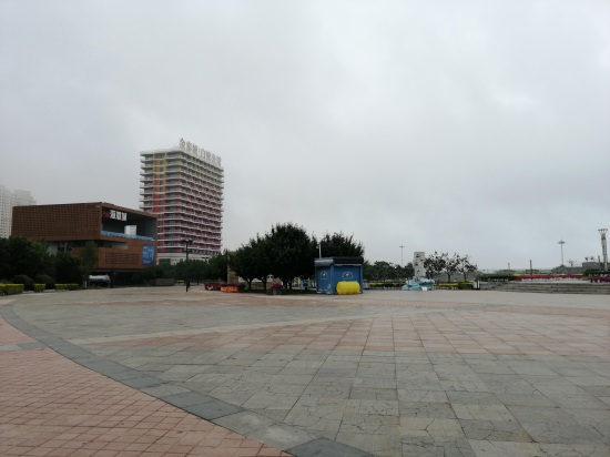 渤海湾鲅鱼圈，必去景点之一山海广场