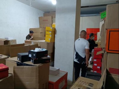 ​银川兴庆区查获200余双“假名牌鞋”