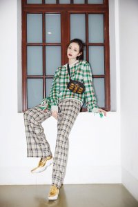 ​盖玥希穿搭一改往日风格，越来越让人着迷了