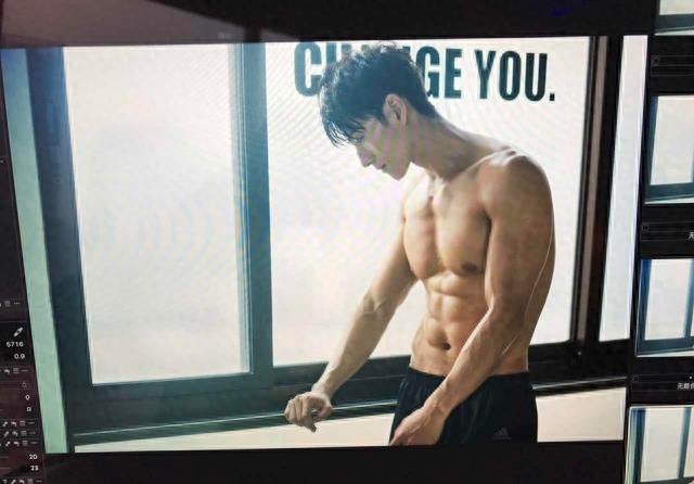 张峻宁,《择天记》演秋山君,被封新偶像掌门人,生活照帅气有型