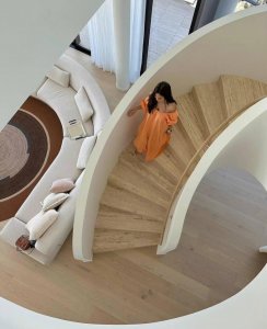 ​郭台铭长子郭守正：这是准备接班了？