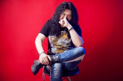 ​陌陌迪克大叔精彩献唱《伤过的心》火爆全网