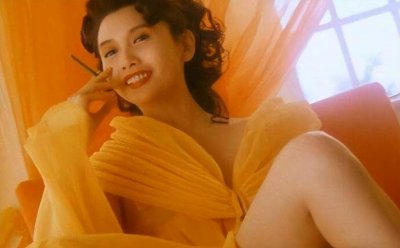 ​邱淑贞的性感为何这么可人，这么经典，还这么高级？