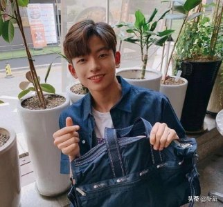 ​同时亲过鹿晗和吴亦凡的萌吐血小萝莉，如今长成这样了