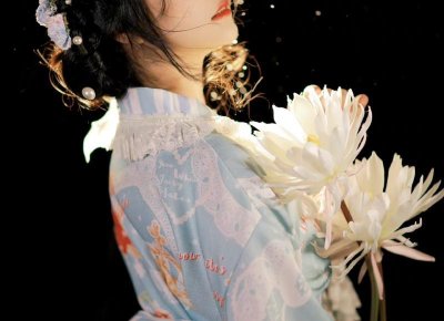 ​脱单指日可待 逗女孩开心的短信