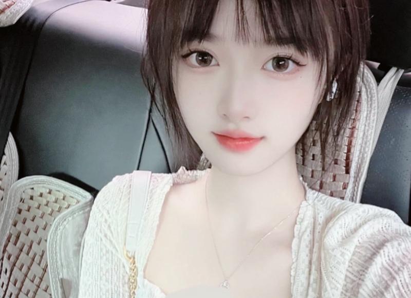 《2025年表白情话100字》推荐10句 《2025年表白情话100字》推荐10句