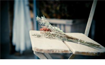 父亲节女儿找爸爸一