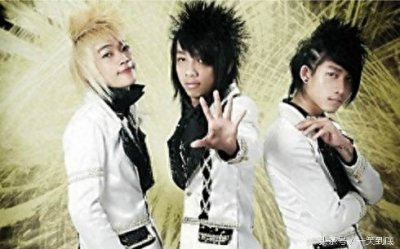 ​还记得当年越南杀马特组合么？已经成长为越南天团。细看变化史。