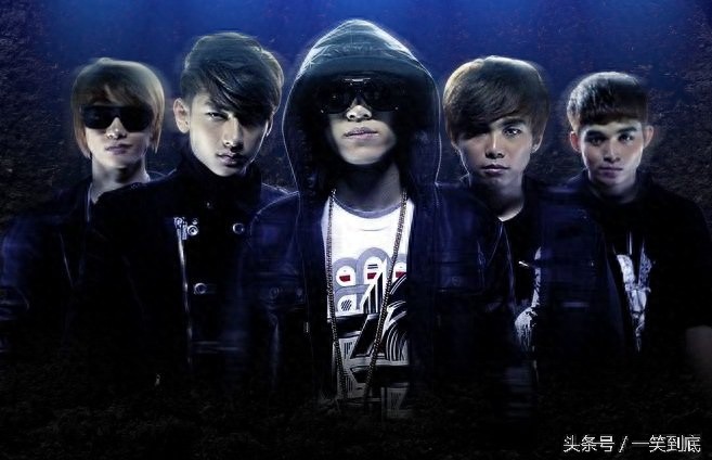 还记得当年越南杀马特组合么？已经成长为越南天团。细看变化史。