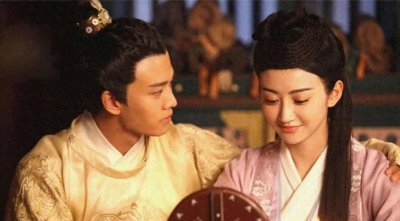 ​太平公主与李隆基斗法，先天政变后，子女被诛，薛崇简却是个例外