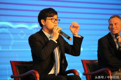 ​围棋“人机大战”5月乌镇再度上演 柯洁：不惜一切争取胜利
