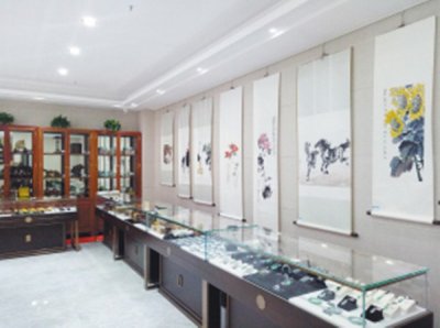 ​民间藏品魅力大 百年老字号朵云轩入驻越城“觅”市场