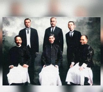 ​赌王何鸿燊：从豪门少爷到家族巨擘的惊世传奇