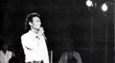 ​实力歌手张行，当红时犯“流氓罪”被捕，后把9岁萝莉熬成妻子