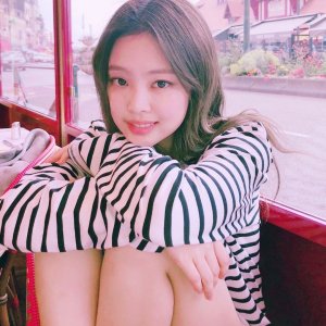 ​今年韩国女爱豆搜索数前十：IU第一难撼动，林允儿与泰妍均上榜