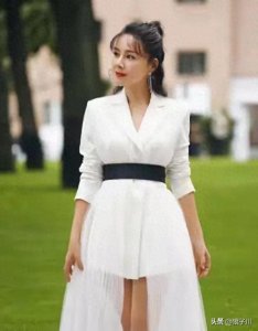 ​演员何琳：巅峰时息影5年照顾婆婆，37岁才生女儿，她后悔了吗？