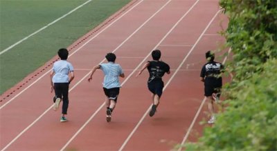 ​中考体育长跑是否可以弃权