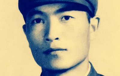 ​吴双战：曾担任武警司令员10年，45岁成为少将，59岁晋升上将